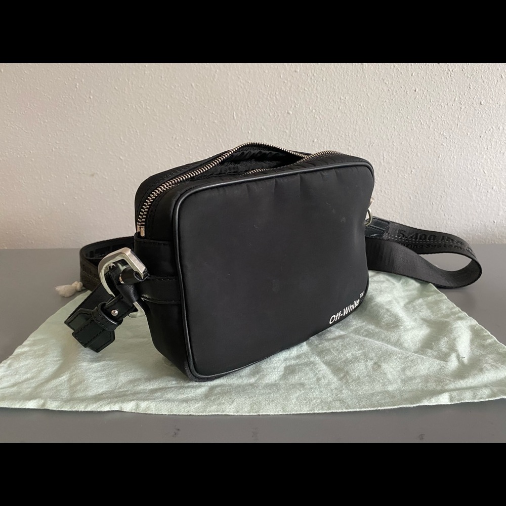 Off-White Shoulder bag